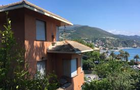 5غرفة ویلا  Arenzano, ایتالیا. Price on request