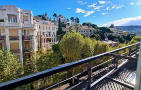 3غرفة آپارتمان  72 متر مربع Carabacel, فرانسه. 365,000 €