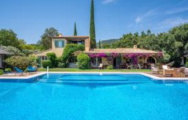 12غرفة ویلا  Grimaud, فرانسه. 12,000 € في الأسبوع