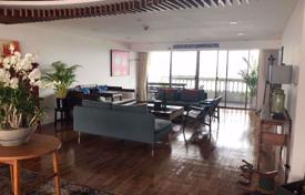 4غرفة شقق في الوحدات السكنية Khlong Toei, تایلند. $3,700 في الأسبوع