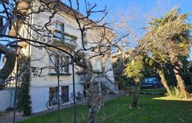 6غرفة ویلا  420 متر مربع Lido di Jesolo, ایتالیا. 1,950,000 €