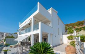 4غرفة خانه  450 متر مربع Trogir, کرواسی. 2,350,000 €