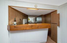 6غرفة خانه  Etobicoke, کانادا. C$1,468,000