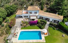 4غرفة خانه  421 متر مربع خیرونا (شهر), اسپانیا. 2,600,000 €