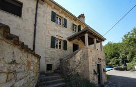 6غرفة خانه  200 متر مربع Gračišće, کرواسی. 375,000 €