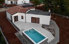 4غرفة خانه  144 متر مربع Barban, کرواسی. 499,000 €