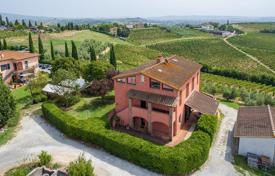 32غرفة عمارت  Cerreto Guidi, ایتالیا. 2,400,000 €
