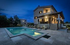 خانه  – Svetvinčenat, Istria County, کرواسی. 650,000 €