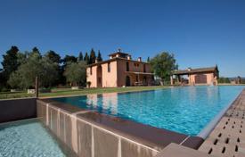 دو خانه بهم چسبیده – Peccioli, توسکانی, ایتالیا. 4,900 € هفته ای