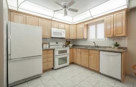 8غرفة خانه  Etobicoke, کانادا. C$1,915,000