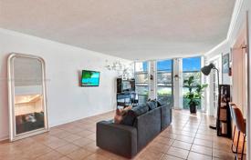آپارتمان کاندو – Hallandale Beach, فلوریدا, ایالات متحده آمریکا. $349,000