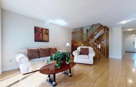 10غرفة خانه  Etobicoke, کانادا. C$1,249,000