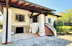 5غرفة ویلا  381 متر مربع Pietrasanta, ایتالیا. 1,340,000 €