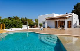 ویلا  – ایبیزا, جزایر بالئاری, اسپانیا. 1,480 € هفته ای