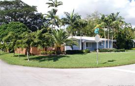 دو خانه بهم چسبیده – South Miami, فلوریدا, ایالات متحده آمریکا. $795,000