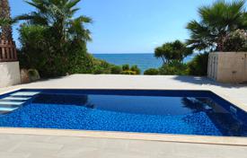 3غرفة دو خانه بهم چسبیده 180 متر مربع Coral Bay, قبرس. 1,100,000 €