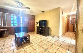 3غرفة خانه  223 متر مربع Hialeah, ایالات متحده آمریکا. $575,000