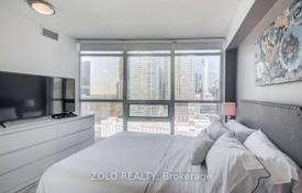 5غرفة آپارتمان  Yonge Street, کانادا. C$1,228,000