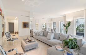 8غرفة آپارتمان  میلان, ایتالیا. 2,450,000 €