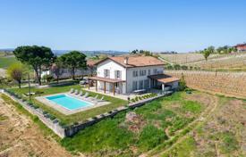 14غرفة ویلا  Nizza Monferrato, ایتالیا. 1,100,000 €
