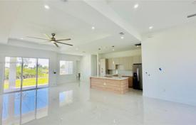 خانه  – Cape Coral, فلوریدا, ایالات متحده آمریکا. $409,000