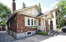 خانه  – East York, تورنتو, انتاریو,  کانادا. C$1,547,000