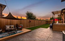 17غرفة خانه  Etobicoke, کانادا. C$2,445,000