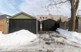  دو خانه بهم متصل – Pape Avenue, تورنتو, انتاریو,  کانادا. 1,016,000 €