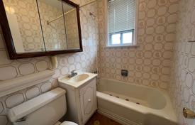 6غرفة خانه  Etobicoke, کانادا. C$1,318,000