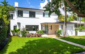 دو خانه بهم چسبیده – Pine Tree Drive, سواحل میامی, فلوریدا,  ایالات متحده آمریکا. $1,396,000