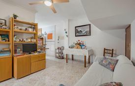 4غرفة خانه  370 متر مربع Santa Cruz de Tenerife, اسپانیا. 550,000 €