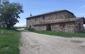 زمین کشاورزی Radicofani, ایتالیا. 950,000 €