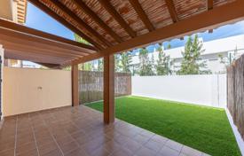 4غرفة  دو خانه بهم متصل 230 متر مربع Las Lagunas de Mijas, اسپانیا. 659,000 €