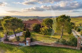 3غرفة ویلا  490 متر مربع Siena, ایتالیا. 1,700,000 €