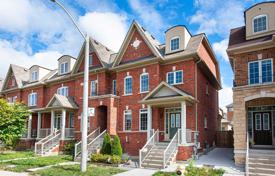  دو خانه بهم متصل – نورث یورک, تورنتو, انتاریو,  کانادا. C$980,000