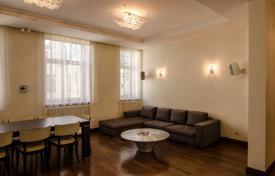 6غرفة آپارتمان  203 متر مربع ریگا, لتونی. 370,000 €