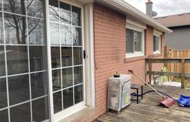3غرفة خانه  Etobicoke, کانادا. C$1,408,000