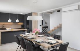 6غرفة خانه  232 متر مربع Labin, کرواسی. 899,000 €