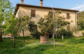 ویلا  450 متر مربع Cortona, ایتالیا. 745,000 €