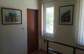 5غرفة خانه  180 متر مربع Goritsa, بلغارستان. 172,000 €
