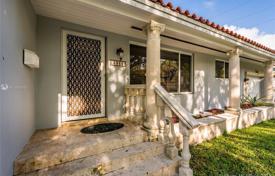 دو خانه بهم چسبیده – Coral Gables, فلوریدا, ایالات متحده آمریکا. $725,000