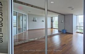 5غرفة آپارتمان  Etobicoke, کانادا. C$742,000