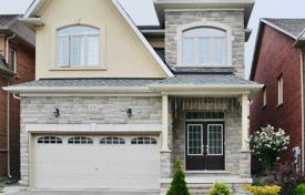 خانه  – نورث یورک, تورنتو, انتاریو,  کانادا. C$1,736,000