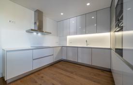 4غرفة آپارتمان  207 متر مربع Porto (city), پرتغال. 950,000 €