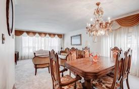 5غرفة خانه  Etobicoke, کانادا. C$2,098,000