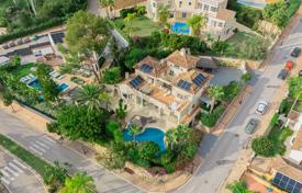 5غرفة ویلا  483 متر مربع ماربلا, اسپانیا. 1,990,000 €
