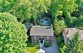 خانه  – Etobicoke, تورنتو, انتاریو,  کانادا. C$2,438,000
