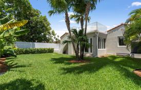 خانه  – Surfside, فلوریدا, ایالات متحده آمریکا. $1,595,000