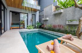 3غرفة ویلا  150 متر مربع Batu Bolong Beach, اندونزی. $128,000