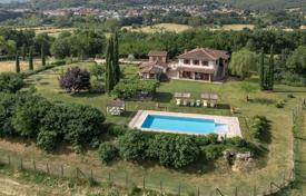 25غرفة عمارت  Castelfranco di Sopra, ایتالیا. 1,300,000 €